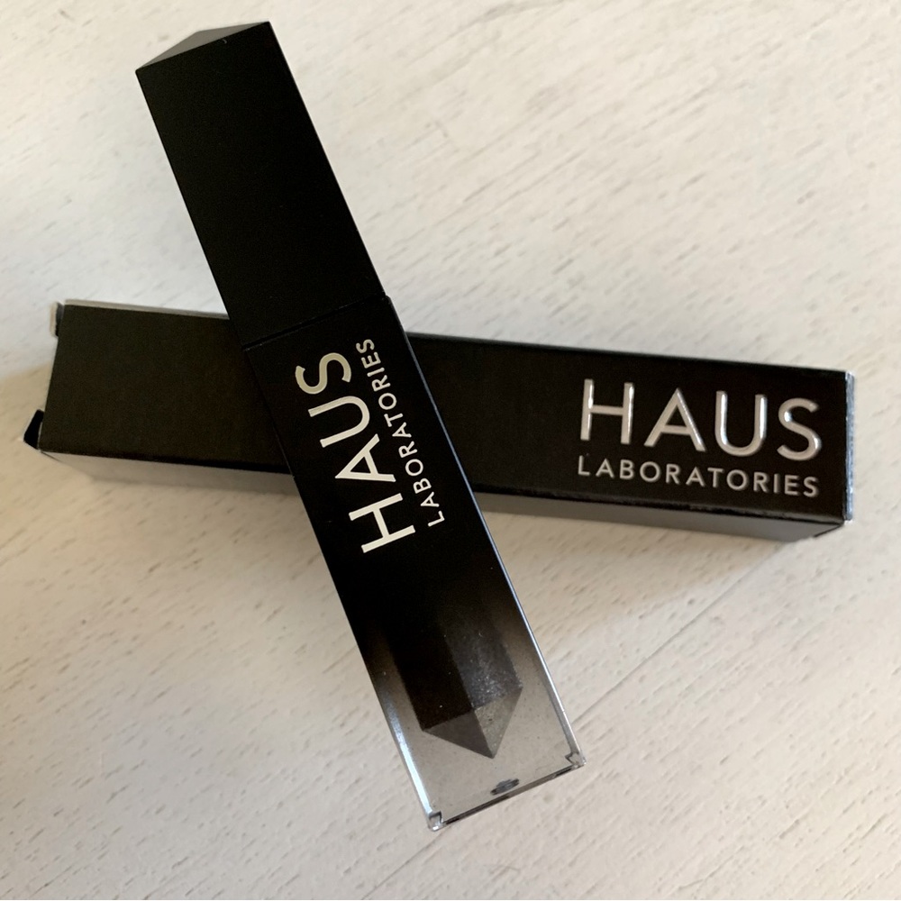 🆕 HAUS LABORATORIES GLAM ATTACK LIQUID SHIMMER POWDER, Liquid Eyeshadow